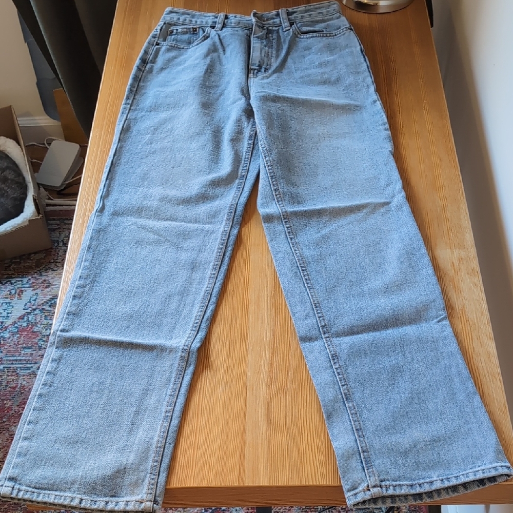 Classic Straight-Leg Women's Jeans - Light Blue